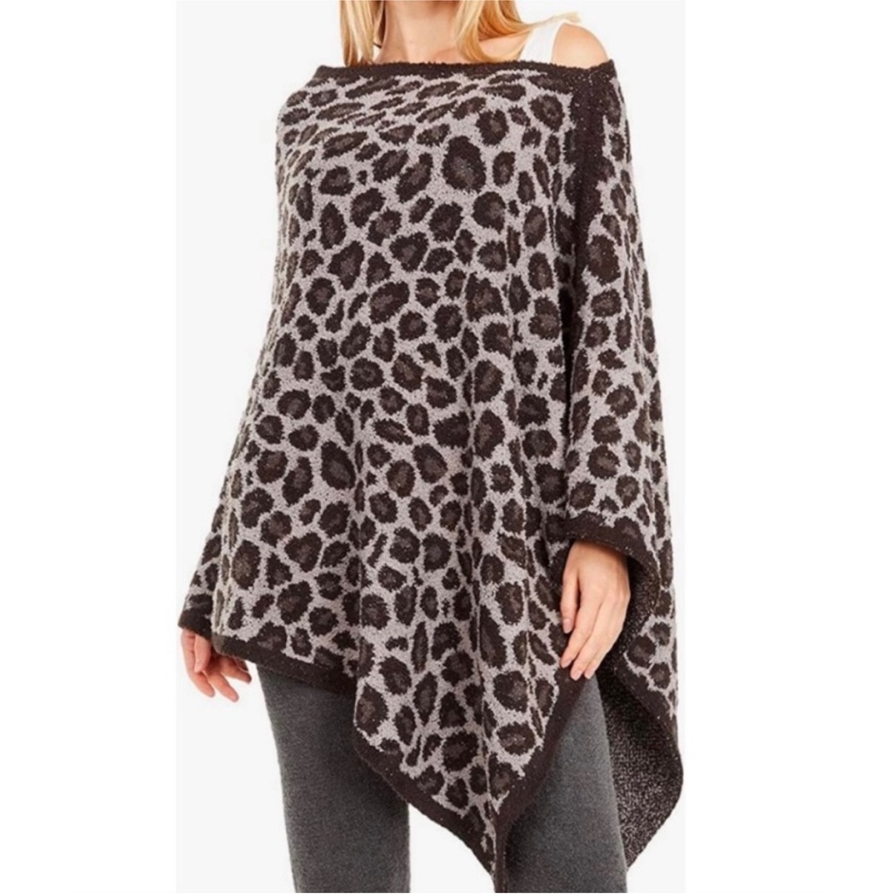 NWT Barefoot Dreams Gray Leopard Poncho‎